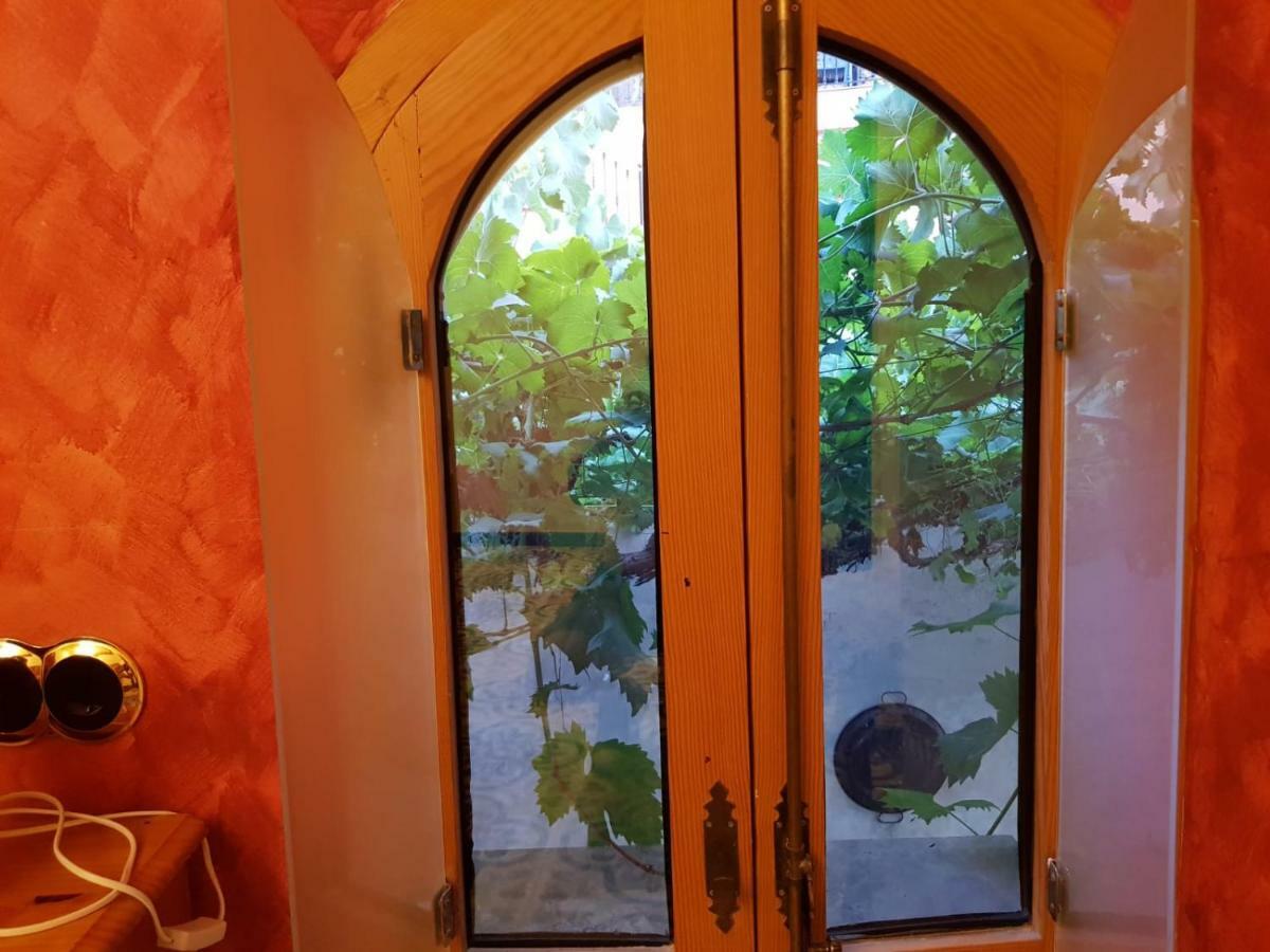 Alojamiento La Presa Del Colindon Pensionat Chulilla Exteriör bild